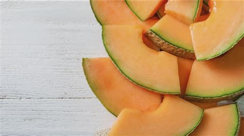 Salmonella outbreak: Cantaloupe sold at Walmart in Texas recalled ...