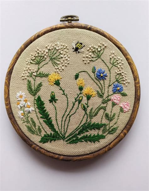 Embroidery Hoop Art Embroidery Flowers Floral Embroidery - Etsy