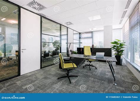 Introducir 46+ imagen small office meeting room design - Abzlocal.mx