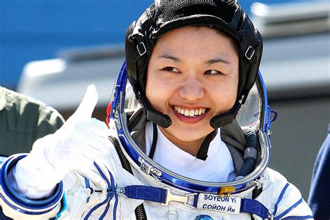 Korea’s first and only astronaut shares her story in Stanwood | HeraldNet.com