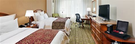 Lone Tree Hotel Rooms | Marriott Denver South at Park Meadows