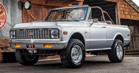 10 Classic SUV Restomods That Are Cooler Than New Ones