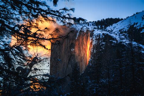 The Yosemite Firefall In Northern California Will Be Visible For 2 Weeks