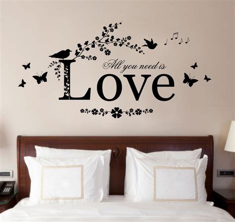 20 Amazing Wall Art Ideas For Your Bedroom