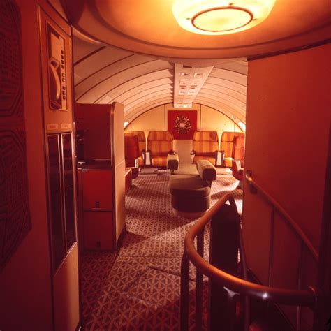 Top 6: Awesome Vintage Airline Lounges ON Airplanes - Weekend Blitz