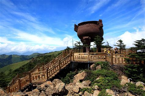 SHENNONGJIA UNESCO GLOBAL GEOPARK-Global Network of National Geoparks