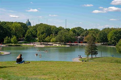 Montreal's Mount Royal Park (Parc Du Mont-Royal)