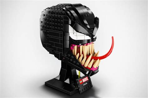 Venom Will Join LEGO’s Growing List Of Buildable Heads/Helmets