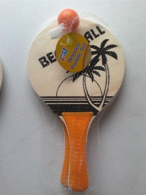 Summer Holidays Wooden Beach Bat & Ball Set in Orange Child / Adult Summer Fun New: Amazon.co.uk ...