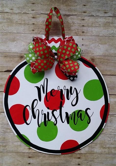 Christmas door hanger, Christmas door decoration, Christmas decoration | Christmas door hanger ...