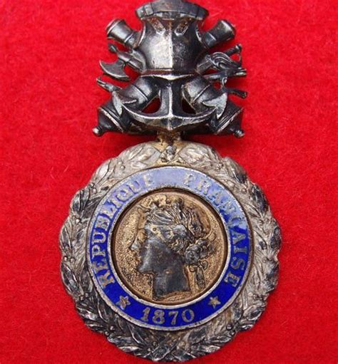 WW1 FRENCH MILITARY MEDAL FOR GALLANTRY – JB Military Antiques