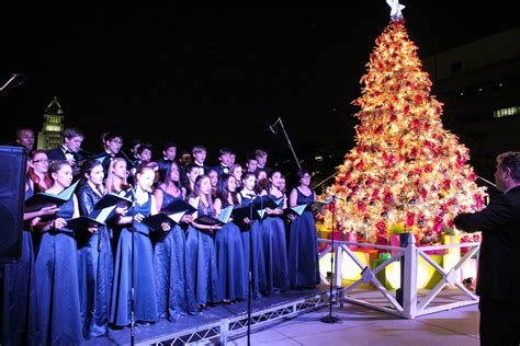 L.A. County Tree Lighting Ceremony | The Music Center | Things to do in ...