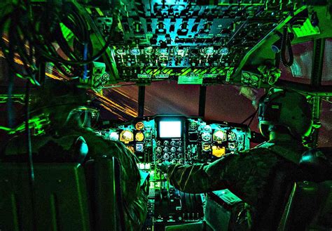 Awesome Images of Fighter Aircraft Cockpits | Military Machine | Fighter aircraft, Cockpit, Lockheed