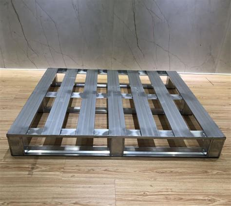 6 types of steel pallets for heavy goods