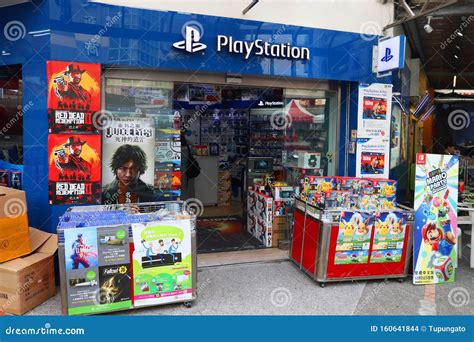 Playstation store editorial stock image. Image of entertainment - 160641844