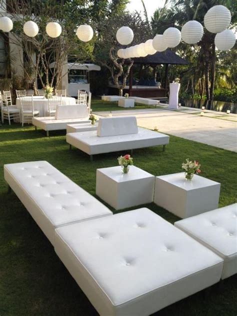 weddimg lounge set up - Google Search | Lounge party, White party theme ...