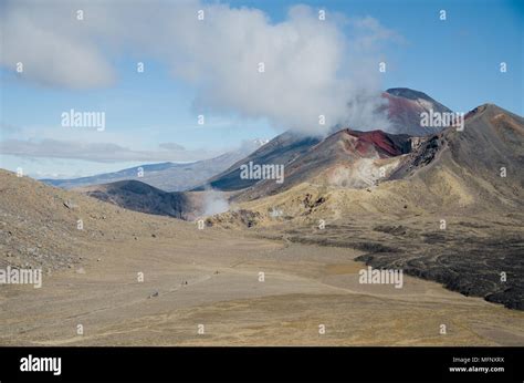 Tongariro Alpine Crossing Stock Photo - Alamy