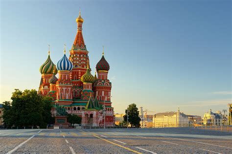 Saint Basils Cathedral in Red Square Moscow Russia Wallpaper | Gallery Yopriceville - High ...