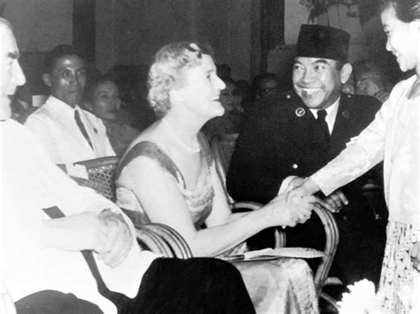 Gambar Presiden Soekarno Dan Soeharto ~ Gudang Gambar