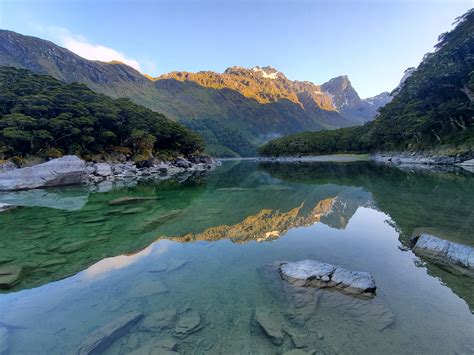 A serene morning at Lake Mackenzie, NZ [OC] [4608X3456] : r/EarthPorn