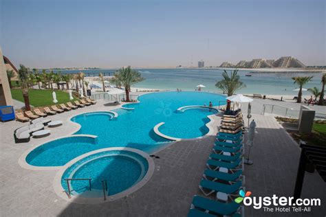 DoubleTree by Hilton Resort & Spa Marjan Island Review: What To REALLY Expect If You Stay