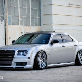 Custom 2006 Chrysler 300 - Images, Mods, Photos, Upgrades | CARiD.com ...