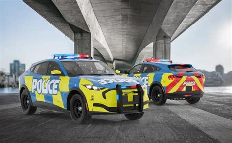 Ford Mustang Mach-E is first all-electric police car in Quebec ...