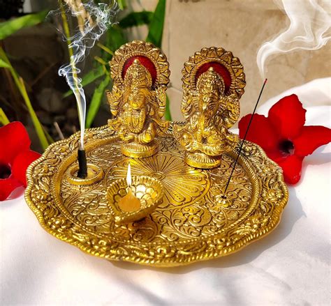 Amazon.com: Aluminium Golden Color Plated Laxmi Ganesha Idol with ...