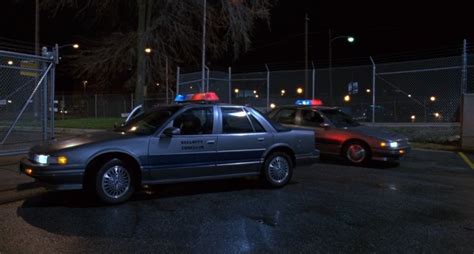 IMCDb.org: 1990 Oldsmobile Cutlass Supreme in "RoboCop 3, 1993"