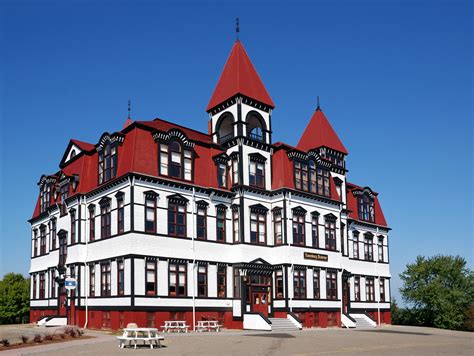 lunenburg - Google Images | Lunenburg, Nova scotia, Old town lunenburg