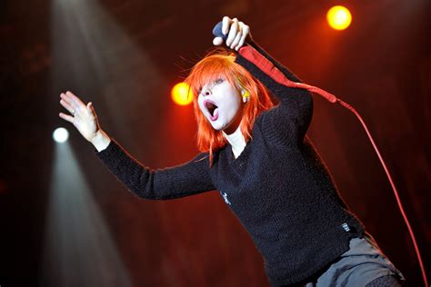 Top 10 Hayley Williams Songs - ClassicRockHistory.com