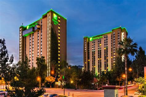 Bob Hope Airport - Burbank California | Park Stay Fly Deals from $211 - Park Sleep Hotels