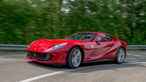 Ferrari 812 Superfast review | Auto Express