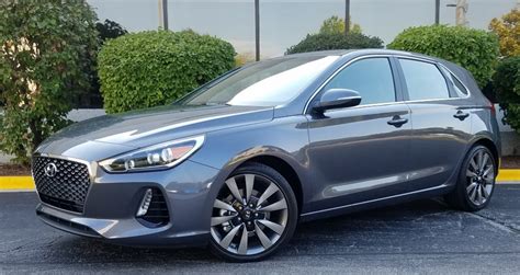 2018 Hyundai Elantra GT Sport