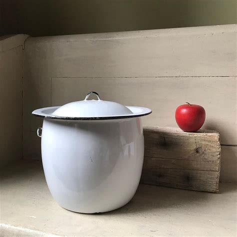 Large White and Black Trimmed Slop Bucket With Original Lid - Etsy Canada | Enamelware, Vintage ...