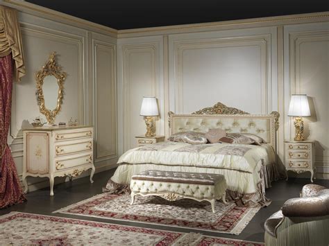 Luxury classic bedroom Louvre 943 | Vimercati Classic Furniture