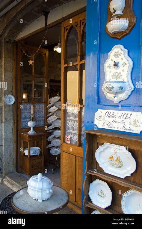 Souvenir shop with faience / pottery at Moustiers-Sainte-Marie, Alpes-de-Haute-Provence ...