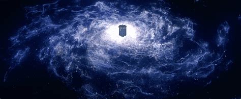 Here's a gif I made of the TARDIS. Hope you like it : r/doctorwho