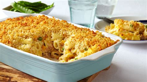 This tasty tuna casserole recipe is quick and easy to make. Subtle and ...