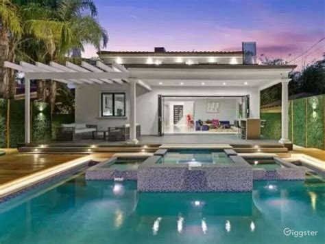 Contemporary Backyard Space with Heated Pool/Spa | Rent this location ...