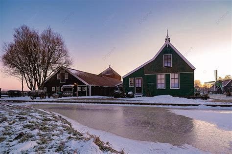 Desa Kincir Angin Zaanse Schans Musim Dingin Di Wisata Arsitektur Air Belanda Foto Latar ...