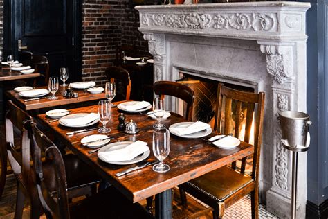 Interiors I Love: Wayfare Tavern - STACIE FLINNER - Stacie Flinner