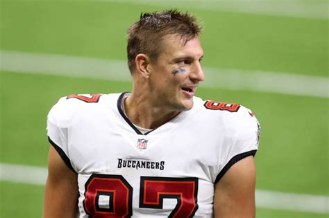 Buccaneers: Rob Gronkowski is emerging as a legitimate threat