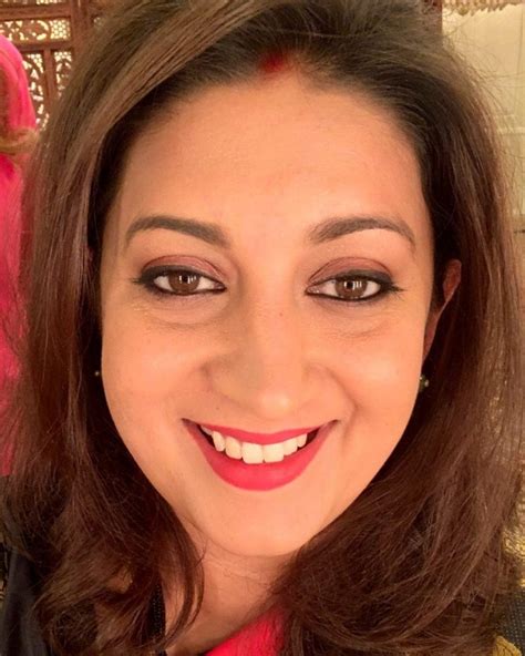 Smriti Irani Age, Height, Biography 2023 Wiki, Net Worth, Boyfriend