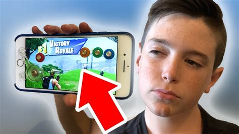 THE BEST FORTNITE MOBILE CONTROLLER?? - YouTube