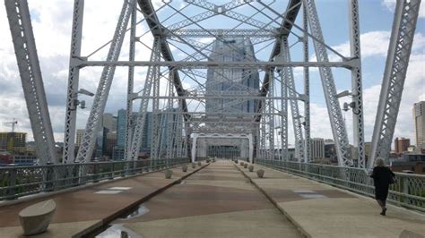 Cumberland River Pedestrian Bridge | Cumberland river, Pedestrian bridge, Nashville trip