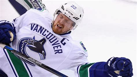 Henrik Sedin out of Canucks lineup at least 2 weeks with upper-body ...