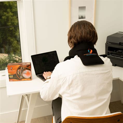 Buy Neck and Shoulder Heating Pad | Up to 20% OFF - Express Heat Therapy