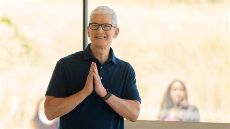 Apple CEO Tim Cook to inaugurate first-ever Apple stores in Mumbai, Delhi | Tech News