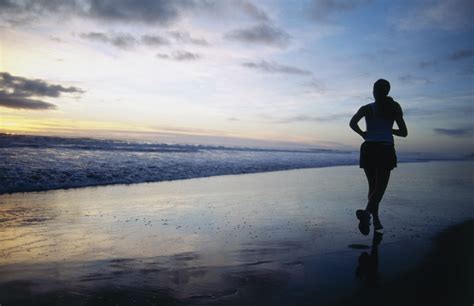 7 Tips for Safely Running in Hot Weather